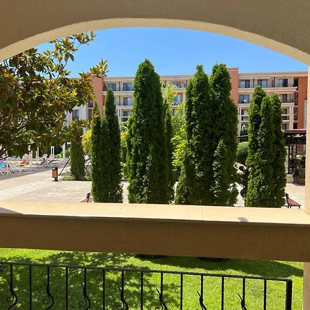 アパートホテル Prestige 1 Bedroom 4 People 4*